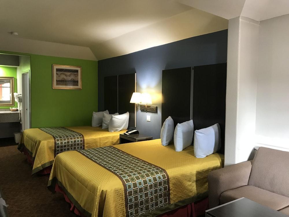 Camelot Inn And Suites Aldine Екстер'єр фото