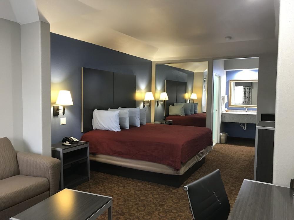 Camelot Inn And Suites Aldine Екстер'єр фото